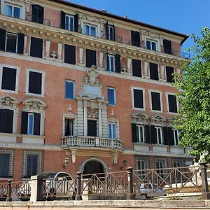 Palazzo Marescalchi Belli, Vicino Piazza Di Spagna Apartment