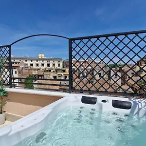 Luxury Floor In Trastevere Apartment
